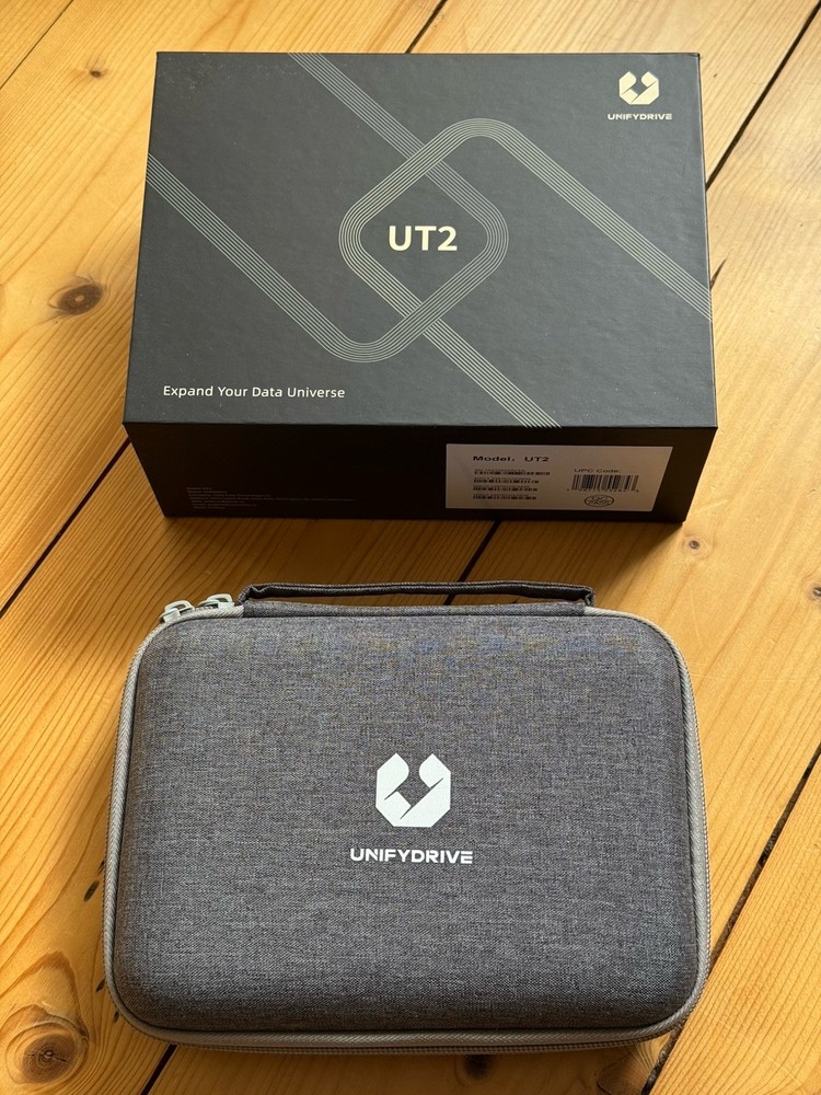 UnifyDrive UT2 Portable NAS
