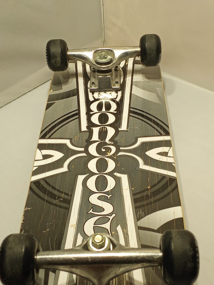 MONGOOSE CELTIC DESIGN SKATEBOARD 8” x 31”