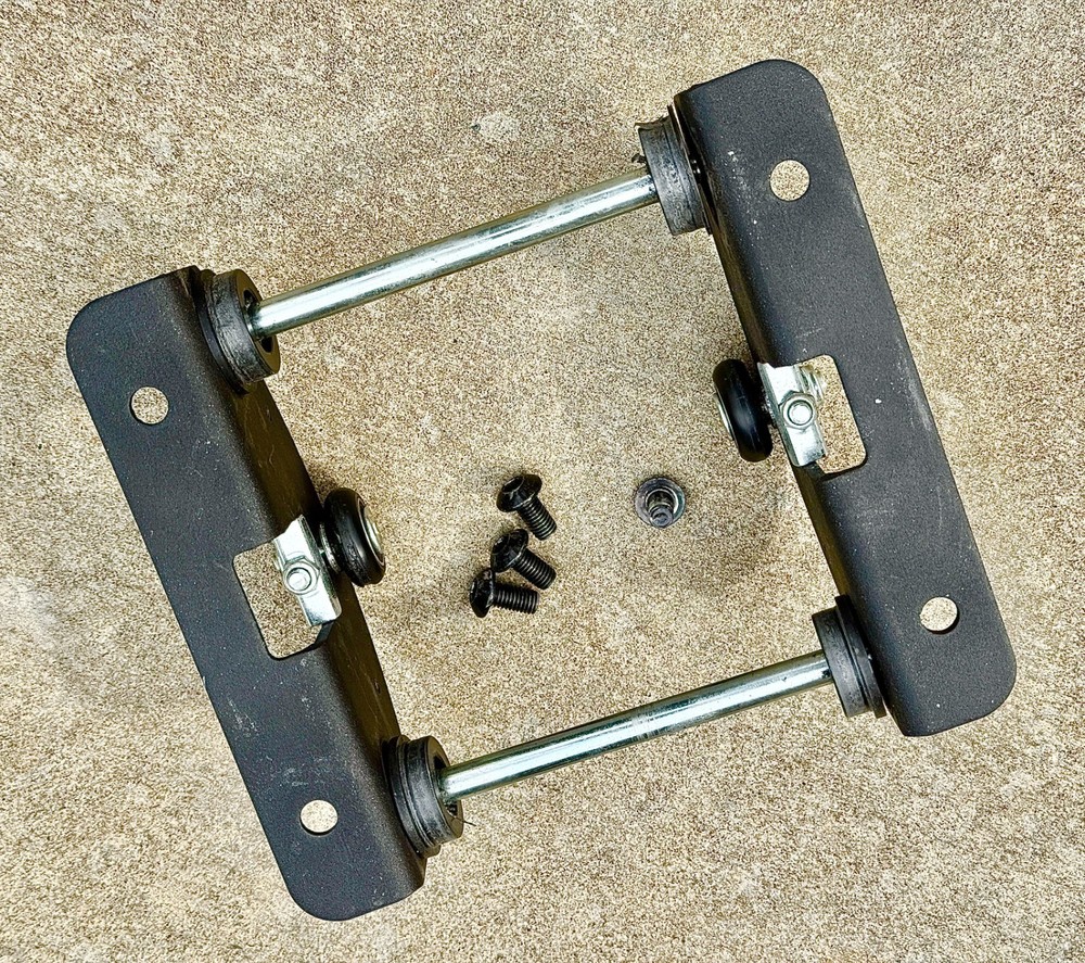 Underseat carriage with rollers, Lifecore R100 rowing, machine, preowned, VG+