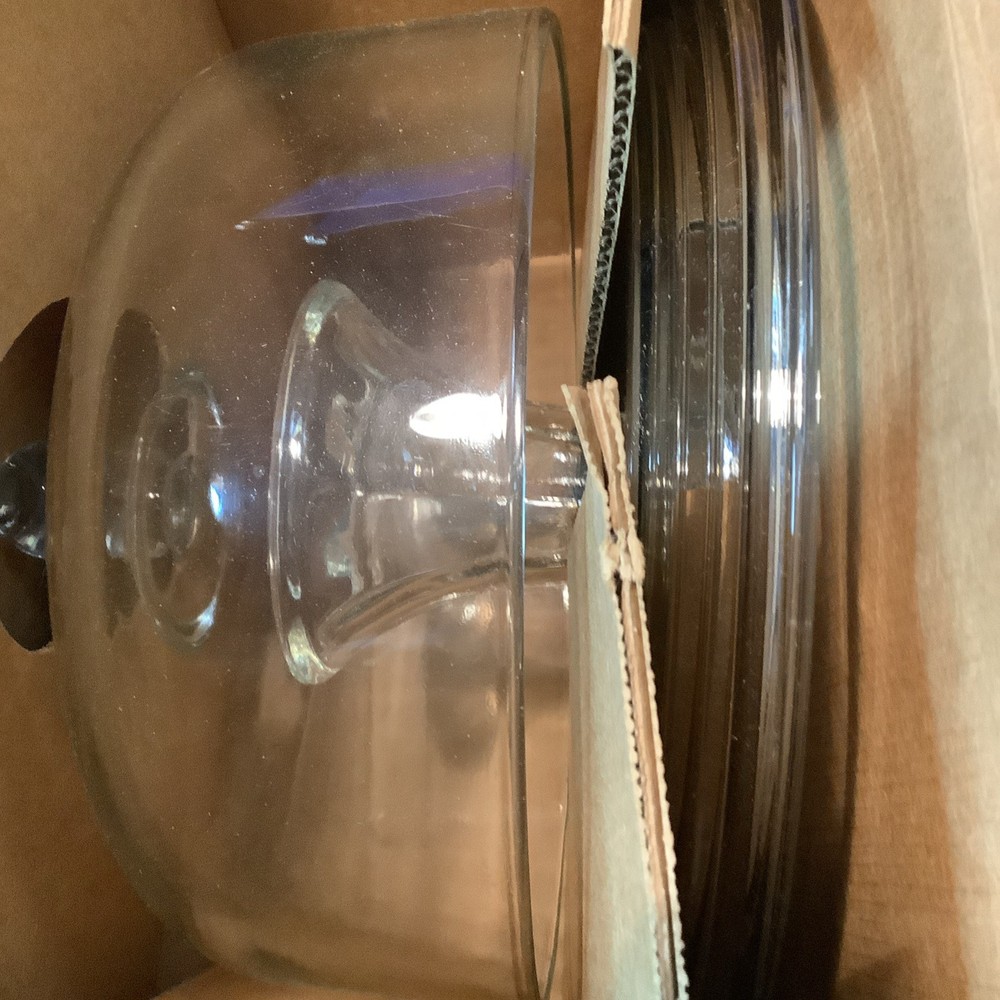 Anchor Hocking 2 Piece Footed Cake Set In Original Box