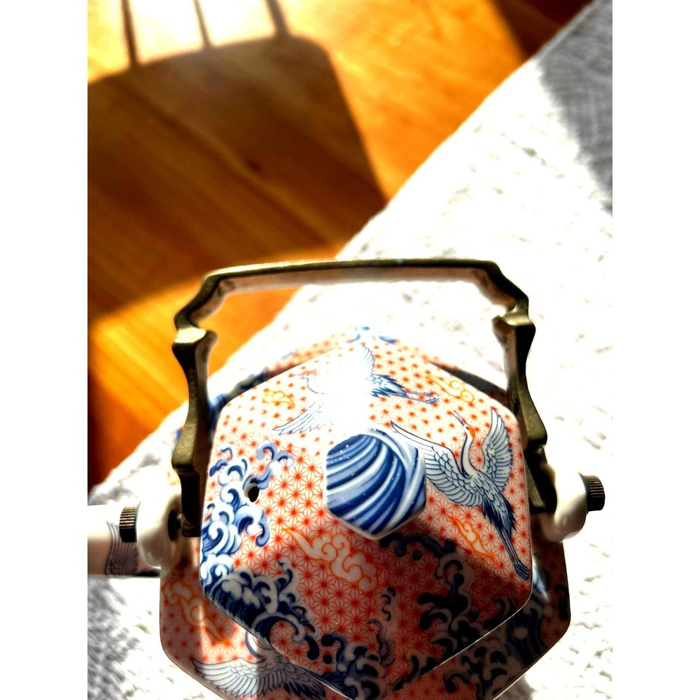 Asian Teapot set with 6 cups.