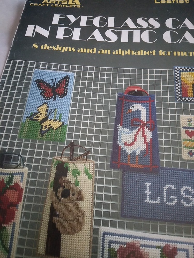 Eyeglass Cases In Plastic Canvas Pattern Booklet Cat Butterfly Hearts Roses