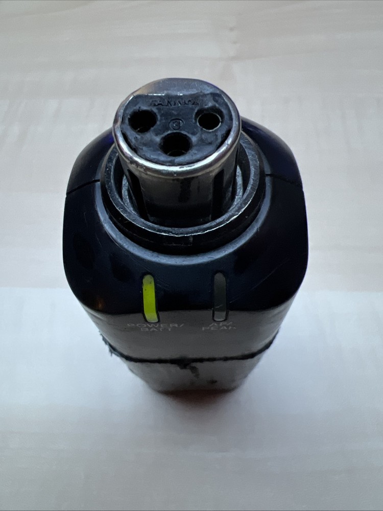 Sony UHF Synthesized Plug-On Transmitter WRT-808