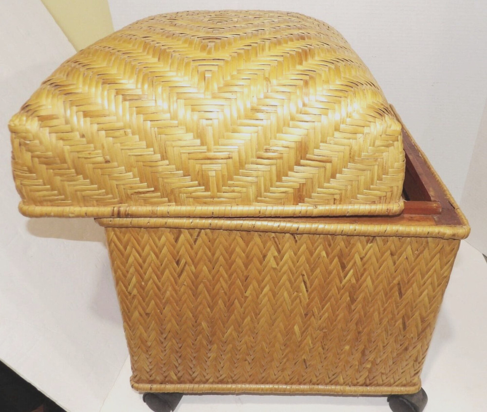 Wicker Storage Ottoman Herringbone Weave W/ Wood & Caster Wheels Removeable Lid