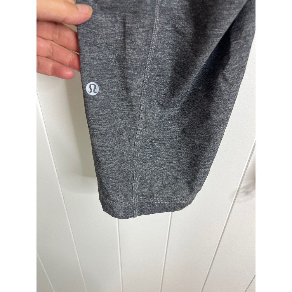 Lululemon Step Lively Crop Heathered Texture Printed Deep Coal Size 6