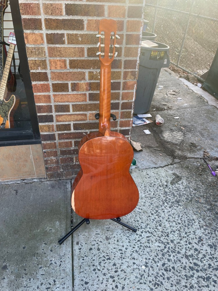 Conn C-10 Nylon-String Classical Guitar