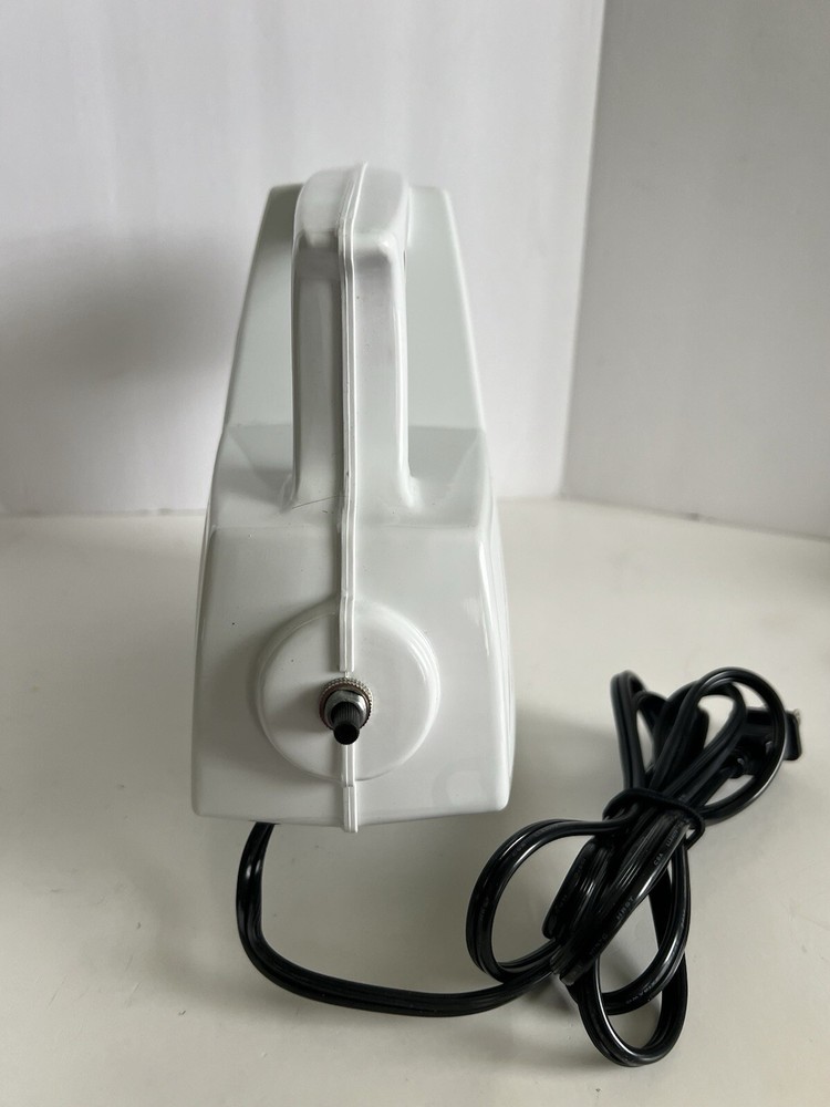 Projecta Scope Model: PJ1768 - Open box - Very Good Condition