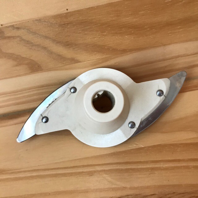 General Electric D3FP2 Food Processor Replacement Part: Metal Chopping Blade