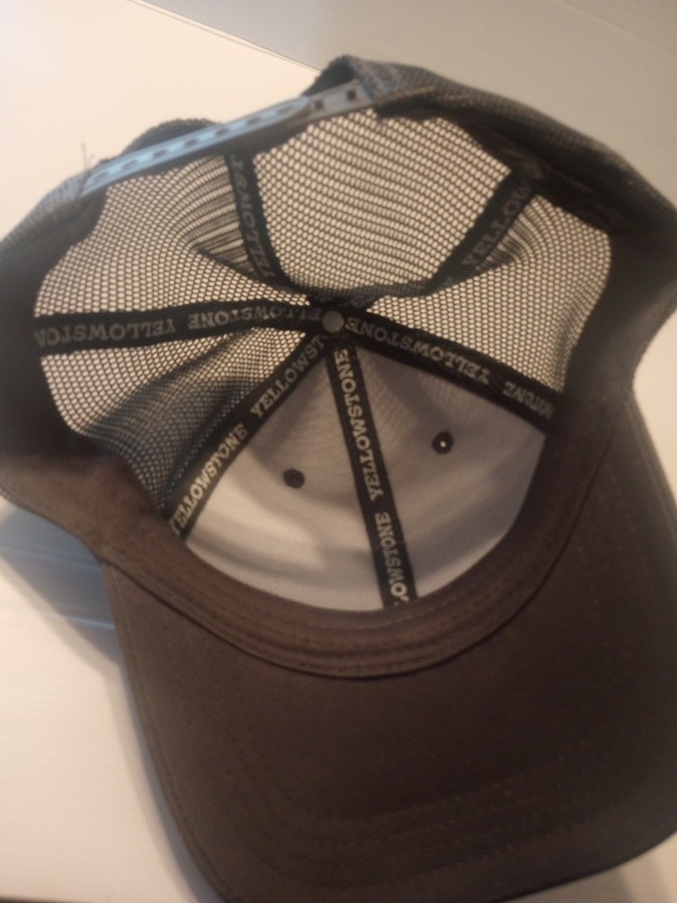 Yellowstone Dutton Ranch Emblem Patch Adjustable Trucker Hat Grey