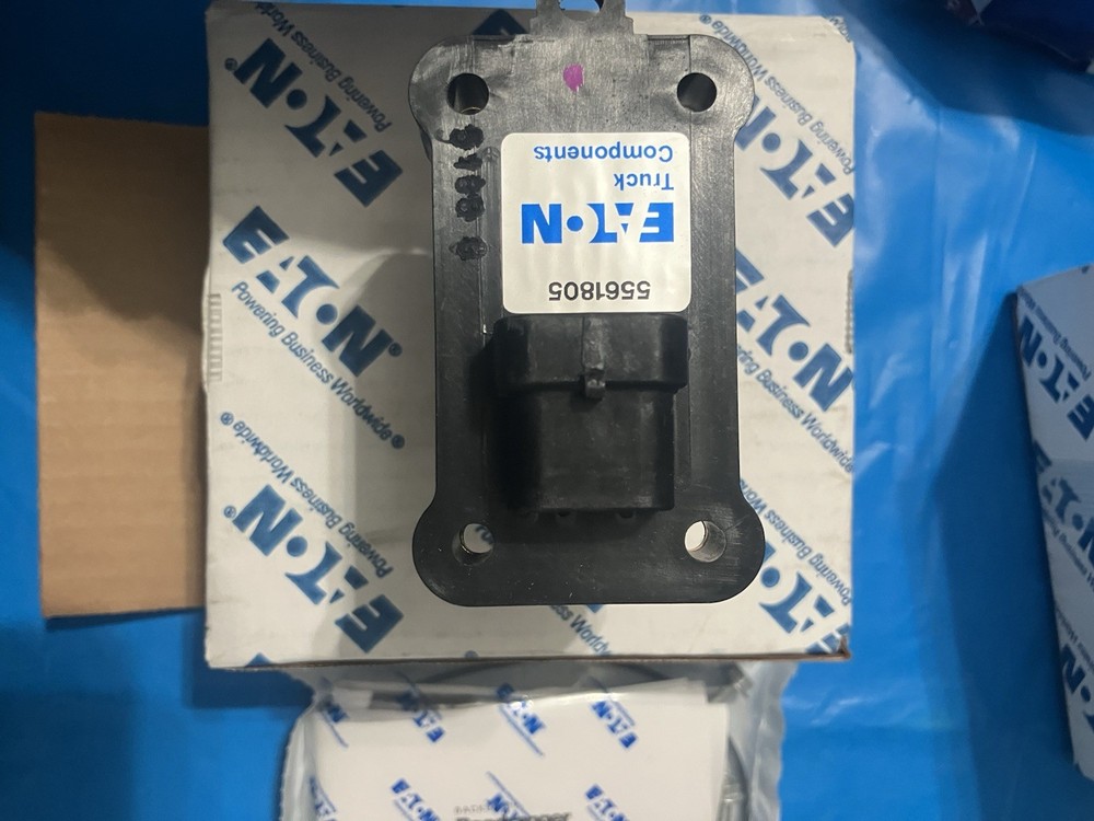 Eaton Fuller- Transmissions Automatic Transmission Range Valve K3682