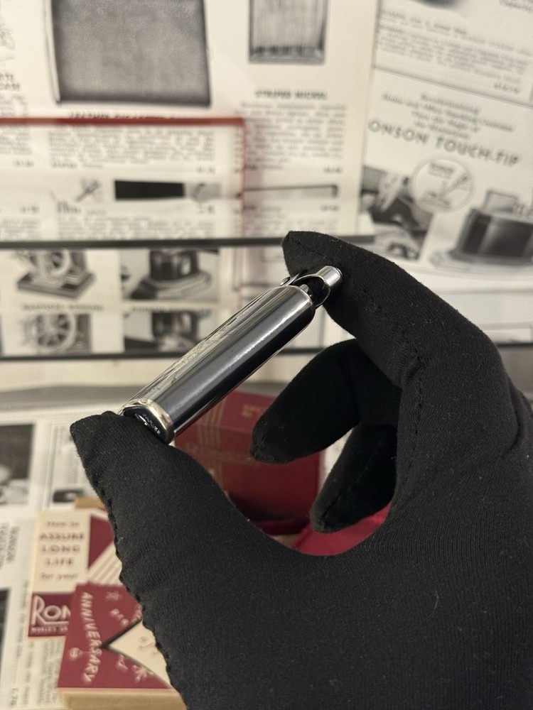 Ronson Siam Dancing Figures Sterling silver Niello lighter