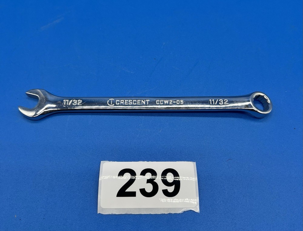Crescent CCW2-05 11/16” 12-Point Combination Wrench