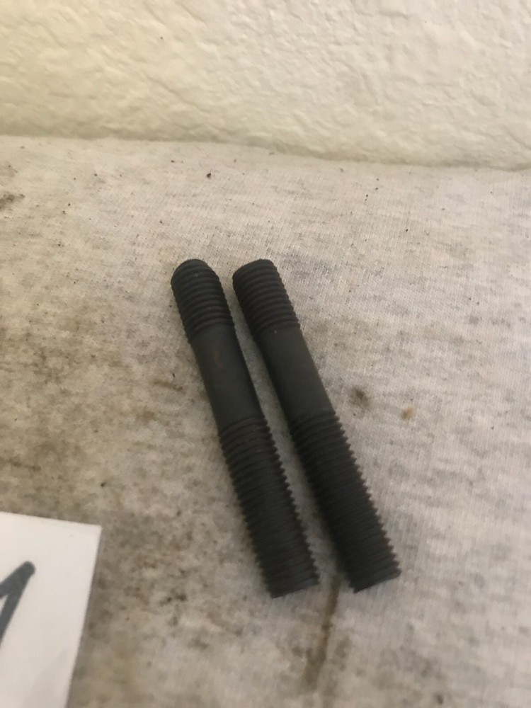 Harley flathead 45 ul wl wla oil pump mounting stud