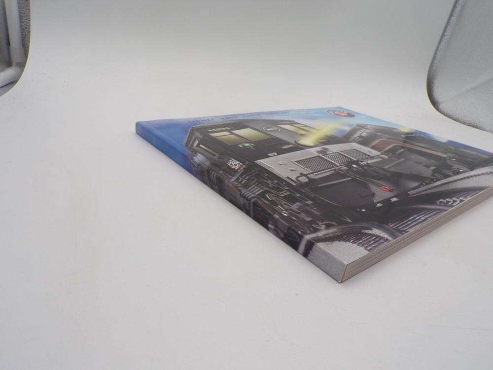 LIONEL 2005 TRAIN CATALOG VOLUME 1