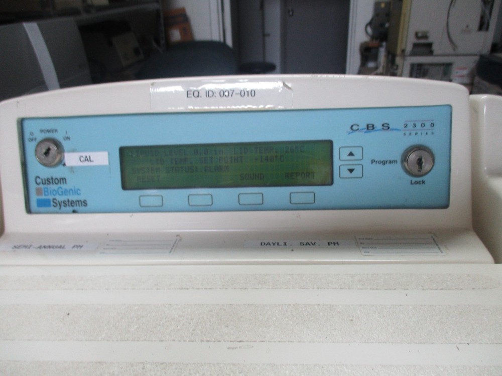 CBS Isothermal V-1500 Liquid Nitrogen Freezer