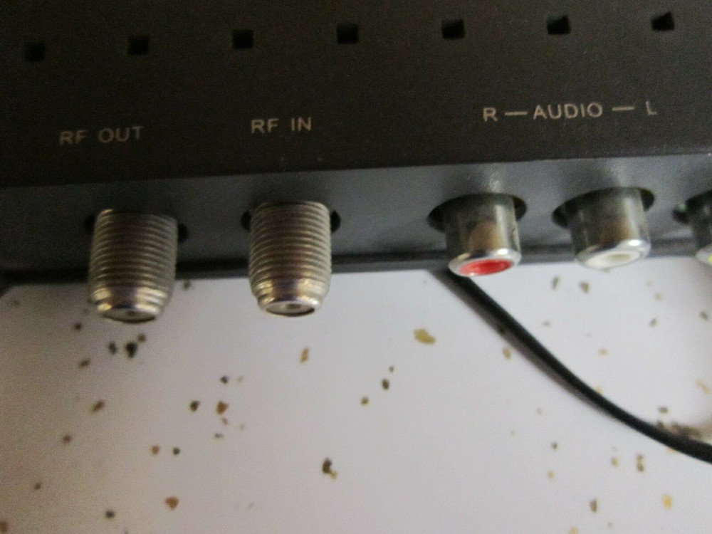 Craig Electronics Digital To Analog Broadcast TV Converter