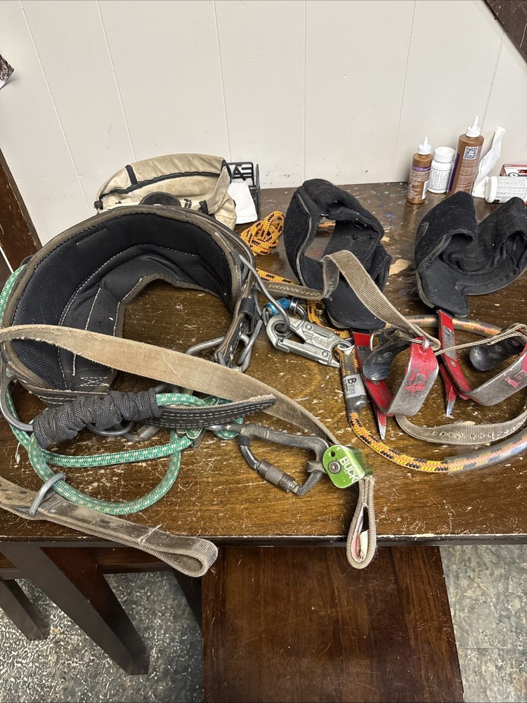 Lineman Climbing Gear Bashlin Hooks, Bashlin Belt, Secondary And Super Squeeze