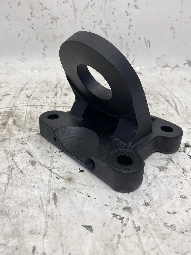 International Maxxforce 13 Engine Mount 3824527C1 (548-12895)