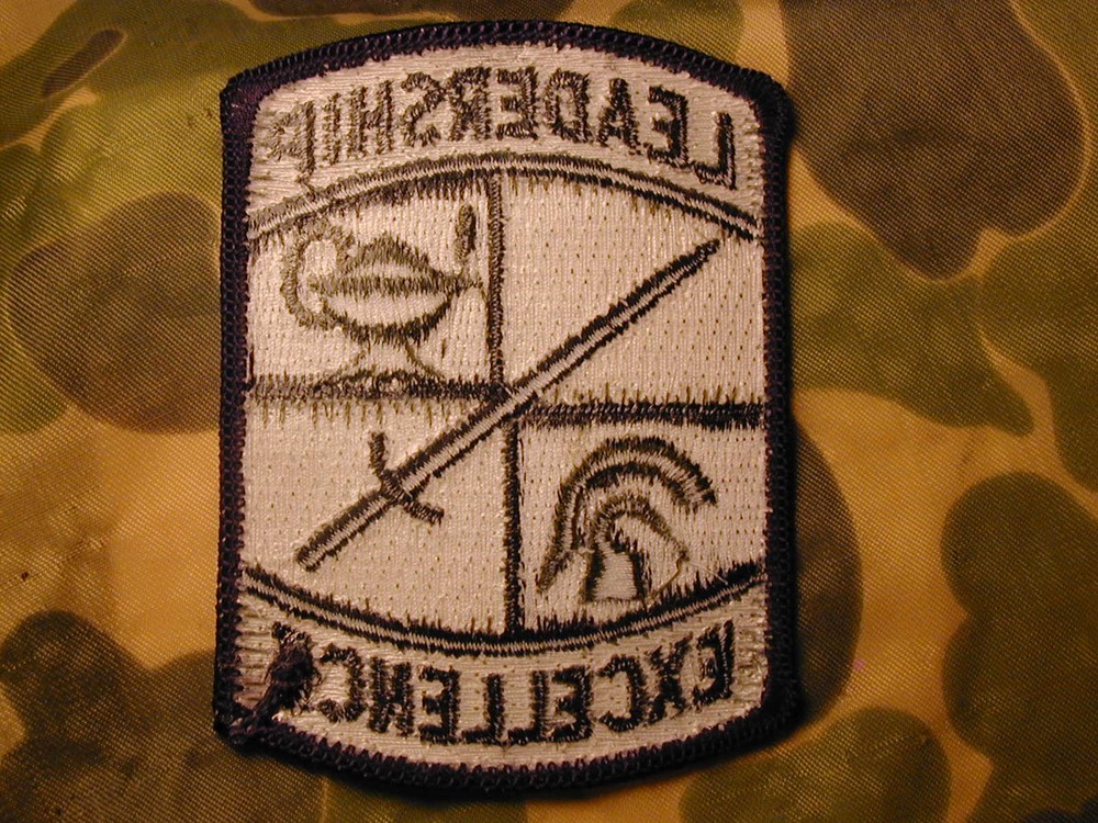 US Army ROTC subdued shoulder patch Leadership & Excellence Officer Training