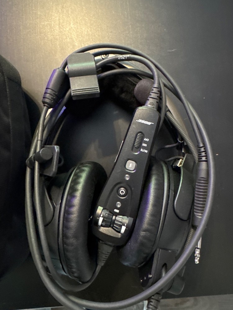 bose a20 aviation headset bluetooth dual plug