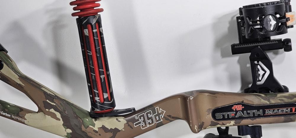 PSE compound bow (P25019672)