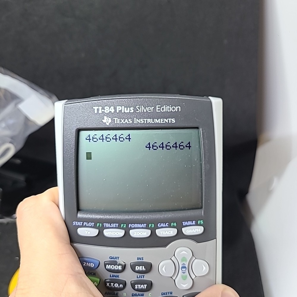 TI-84 Plus Silver Edition Graphing Calculator-With Covers -Tested & Working #92