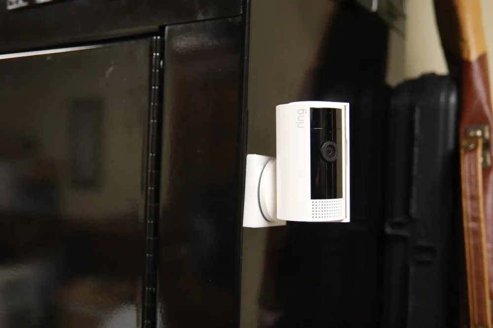 RING Indoor Cam - Magnetic Mount