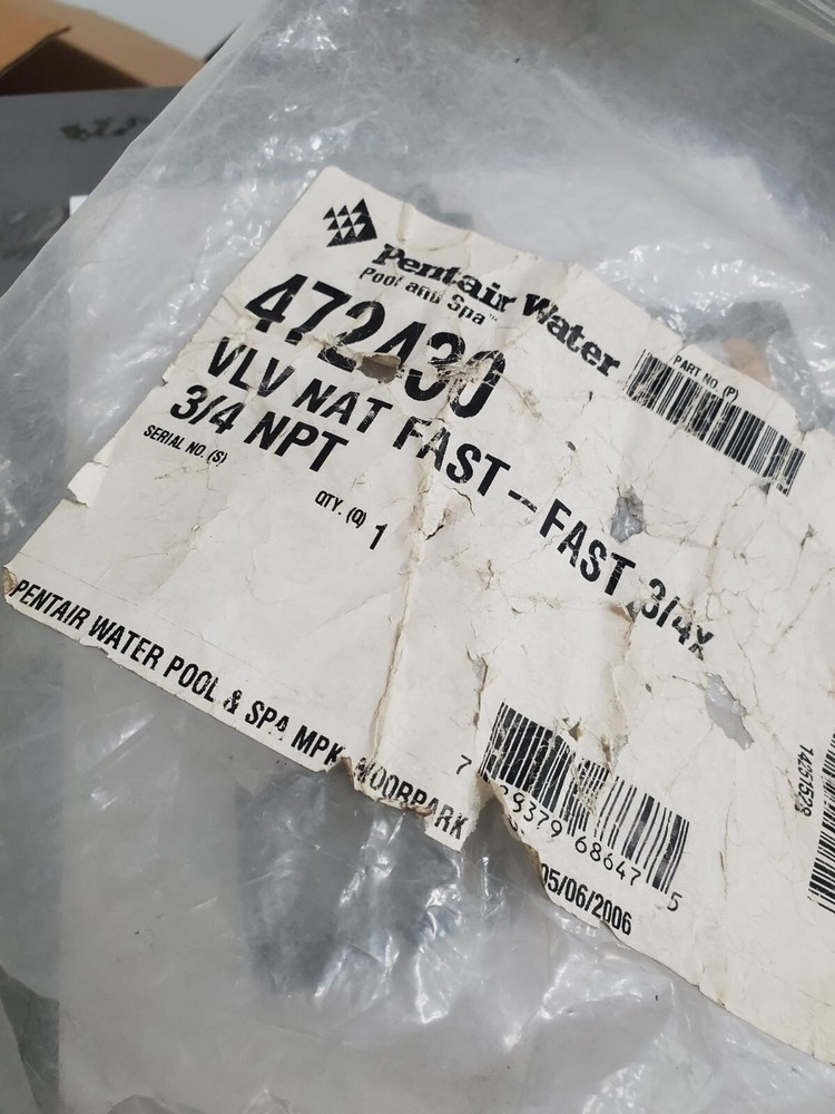 NOS Pentair 472430 Natural Gas Valve 3/4" MPT