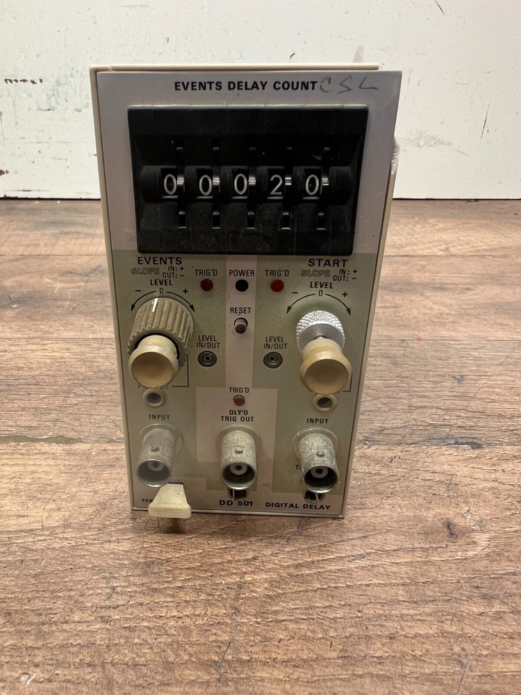 Tektronix DD 501 Digital Delay Plug-in