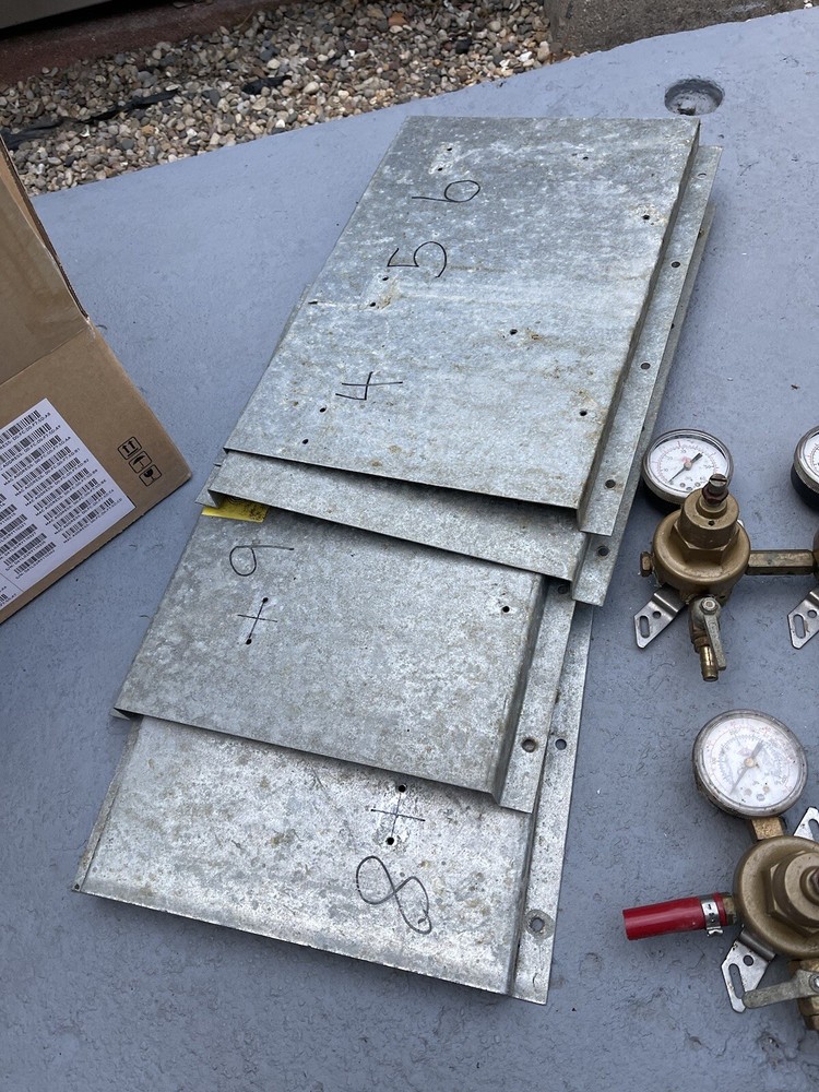 Taprite/Banner co2 regulator Draft Beer Lot All Used But Working Great