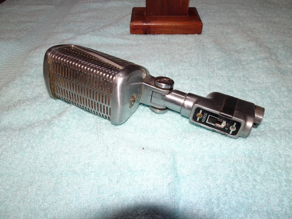ASTATIC 77L DYNAMIC MICROPHONE Not Tested.