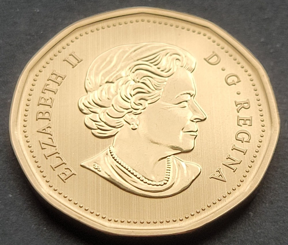 *** CANADA LOONIE 2015 *** SPECIMEN *** SPECIMEN BLUE JAY ***