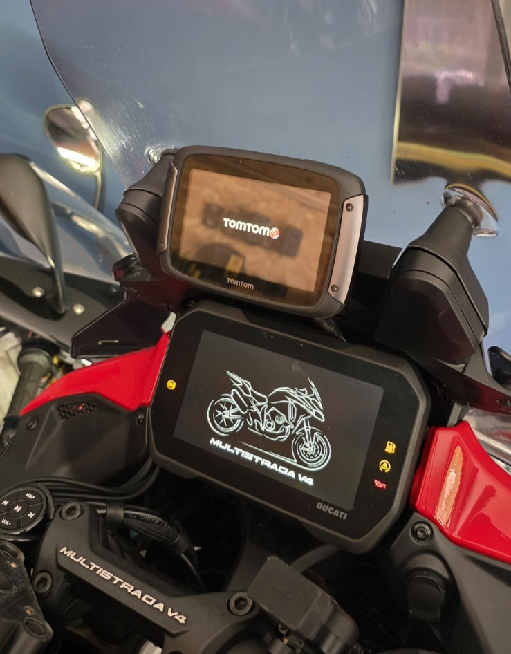 Ducati Multistrada V4 Tomtom rider sat nav mount gps mount (AMPS pattern)