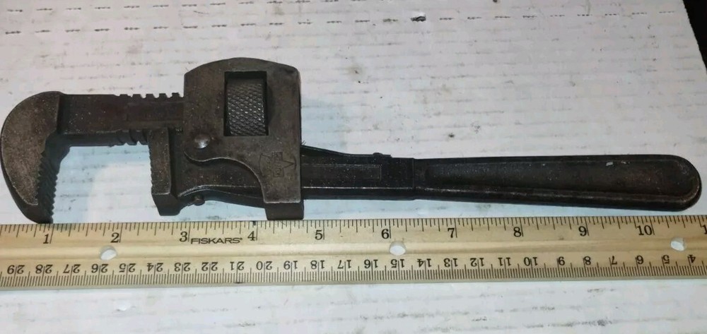 Vintage, E. C. SIMMONS KEEN KUTTER 10" L Adjustable Pipe Wrench 1½" Capacity