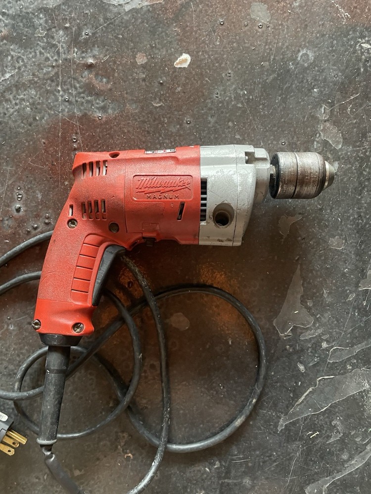 Milwaukee Magnum 3/8” Holeshooter/Drill