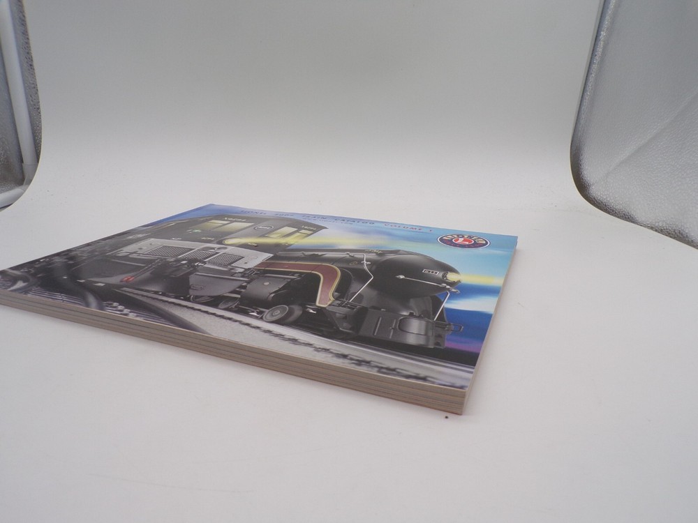 LIONEL 2005 TRAIN CATALOG VOLUME 1