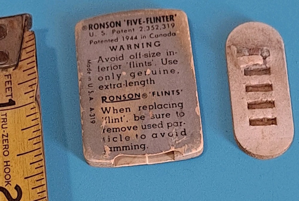 Vintage Ronson Lighter Flint Dispenser D2