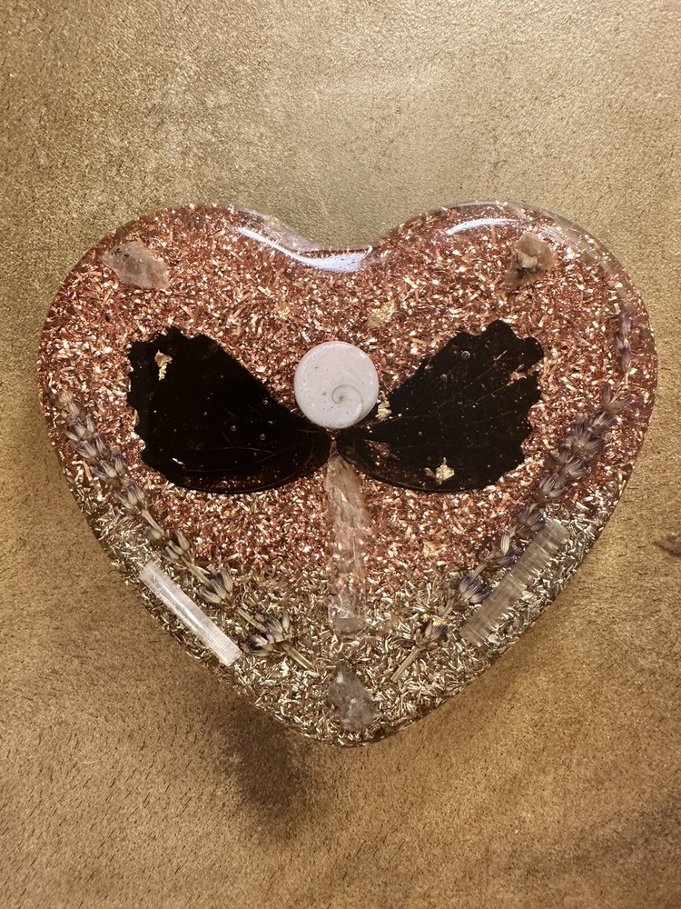 Orgonite Heart Disc