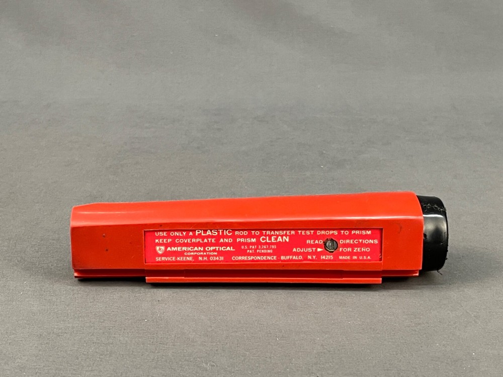 Hand-held refractometer Leica 10431 Automatically Temperature Compensated (1E)