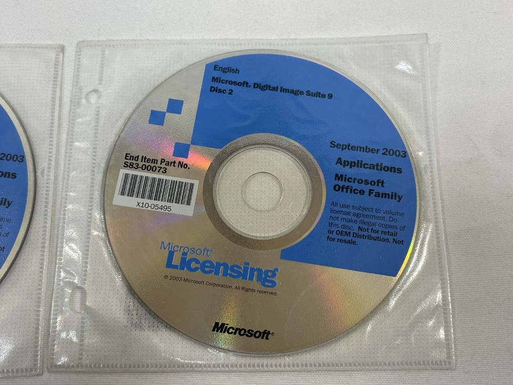 Microsoft Digital Image Suite 9 September 2003 Windows DVD Servers Disc 1 & 2