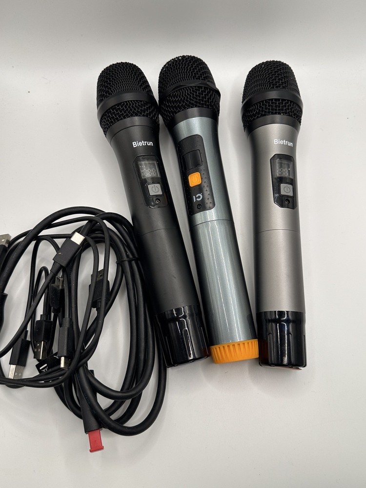 3 Wireless Microphones For Karaoke