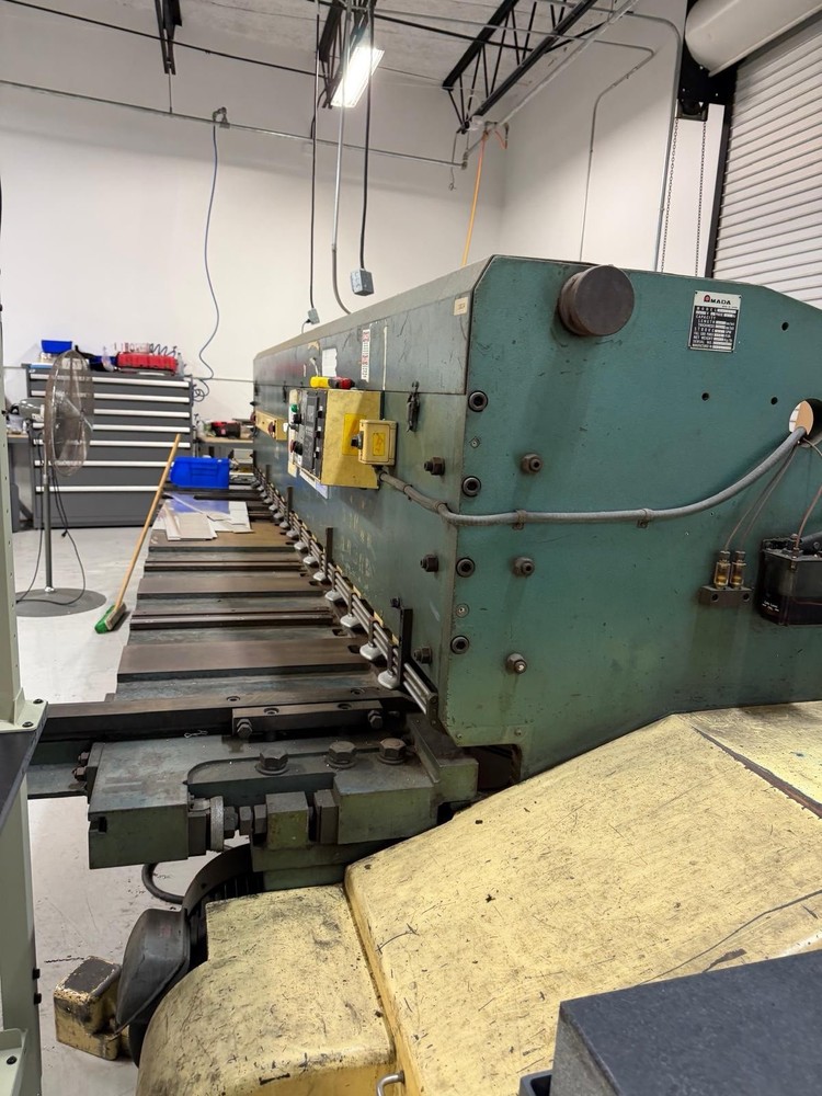 Amanda Shear Model: M-4065 Year:1966