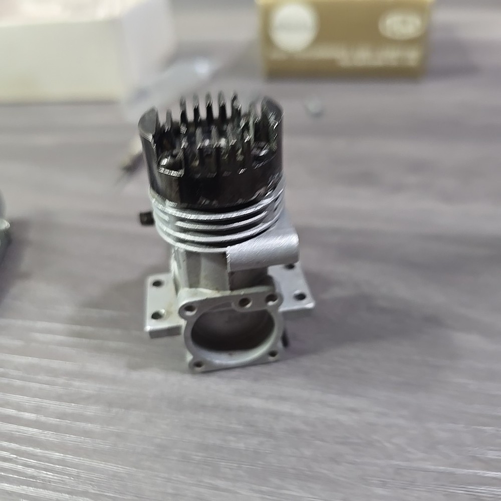 Fuji Model Gas Engine 099sr