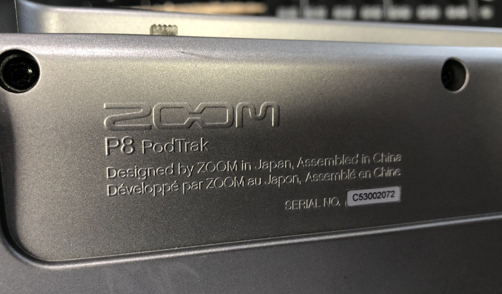 Zoom PODTRAKP8 Podcast Recorder Tracking