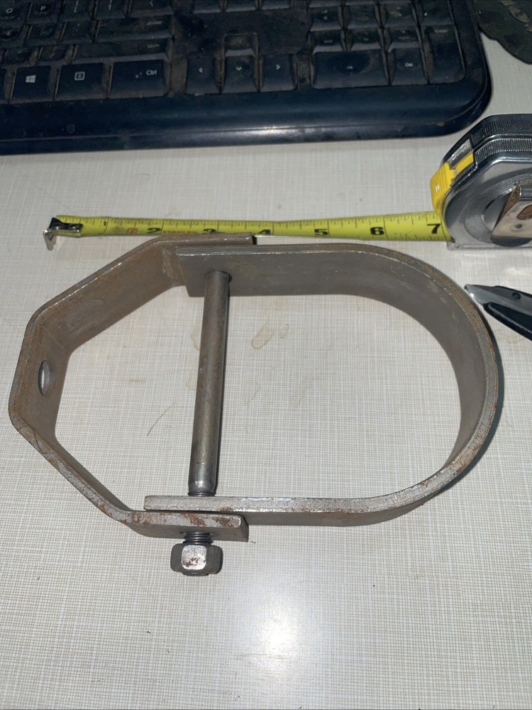Clevis hanger 3 1/2 inch