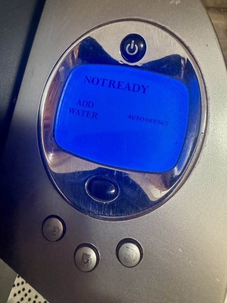 Keurig B60 Single Cup Brewing System Coffee Maker Black Silver *Tested*