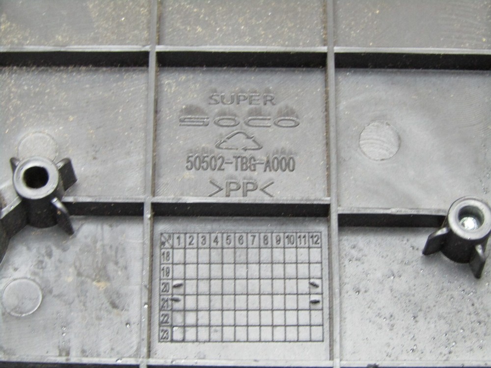 E-Max VS1 2022 1,733 miles minor control module (12533)