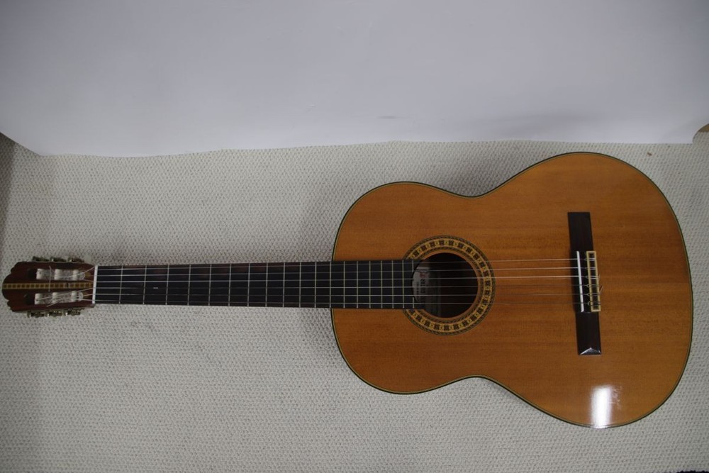Unknown Maker 202P Classical Guitar MIJ Vintage Natural Nylon String