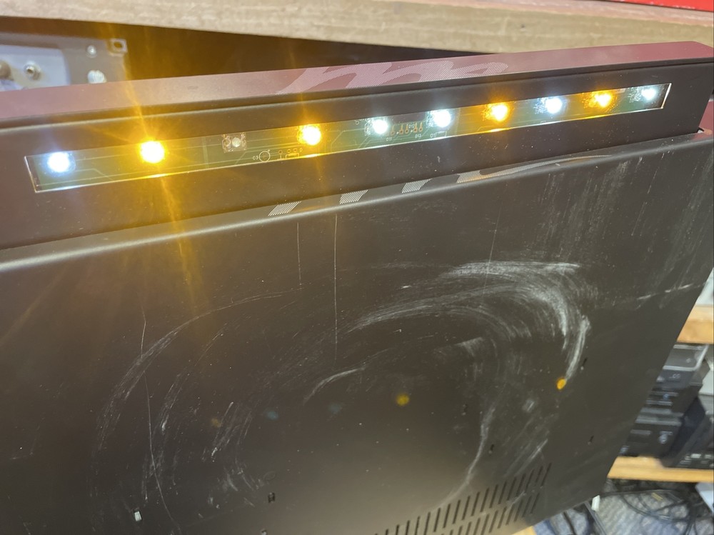 Middle Atlantic LT-1R Rackmount Light Spring Loaded LED Case No Power Supply