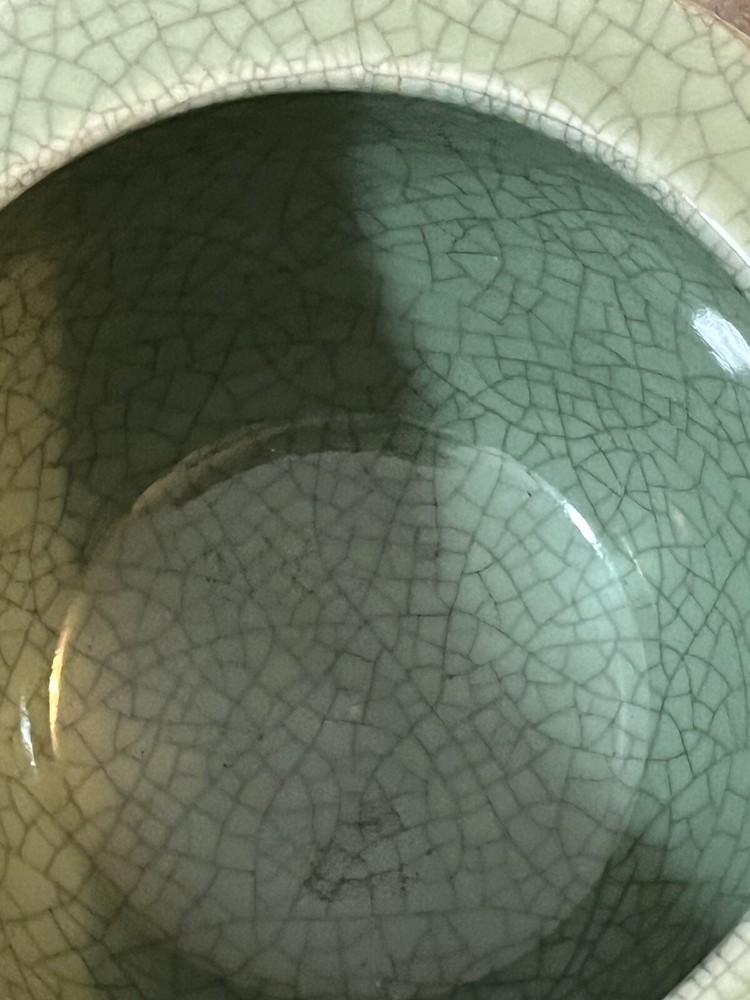 Pr celadon green planter